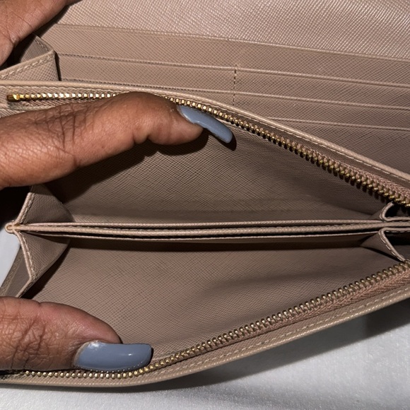 PRADA 1M1349 Saffiano Leather Long Snap Wallet Beige - Picture 15 of 17